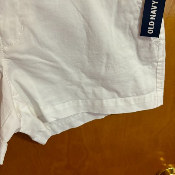 Old Navy‎ Mid Rise White Shorts Size 2 - Picture 6 of 12